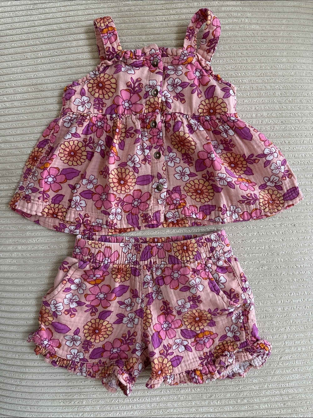 Cat & Jack Girl’s Pink & Purple Floral Matching Shorts and Top in Size 4T